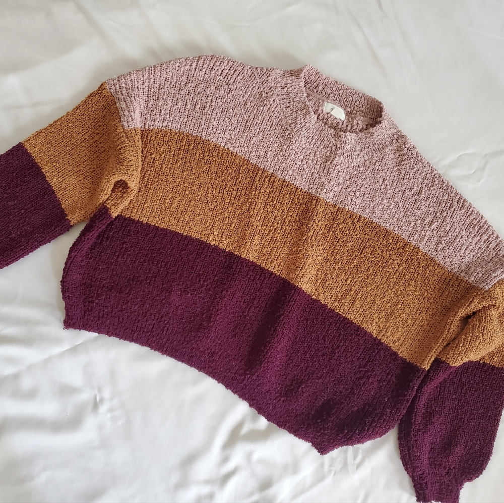 DEBUT cozy sweater